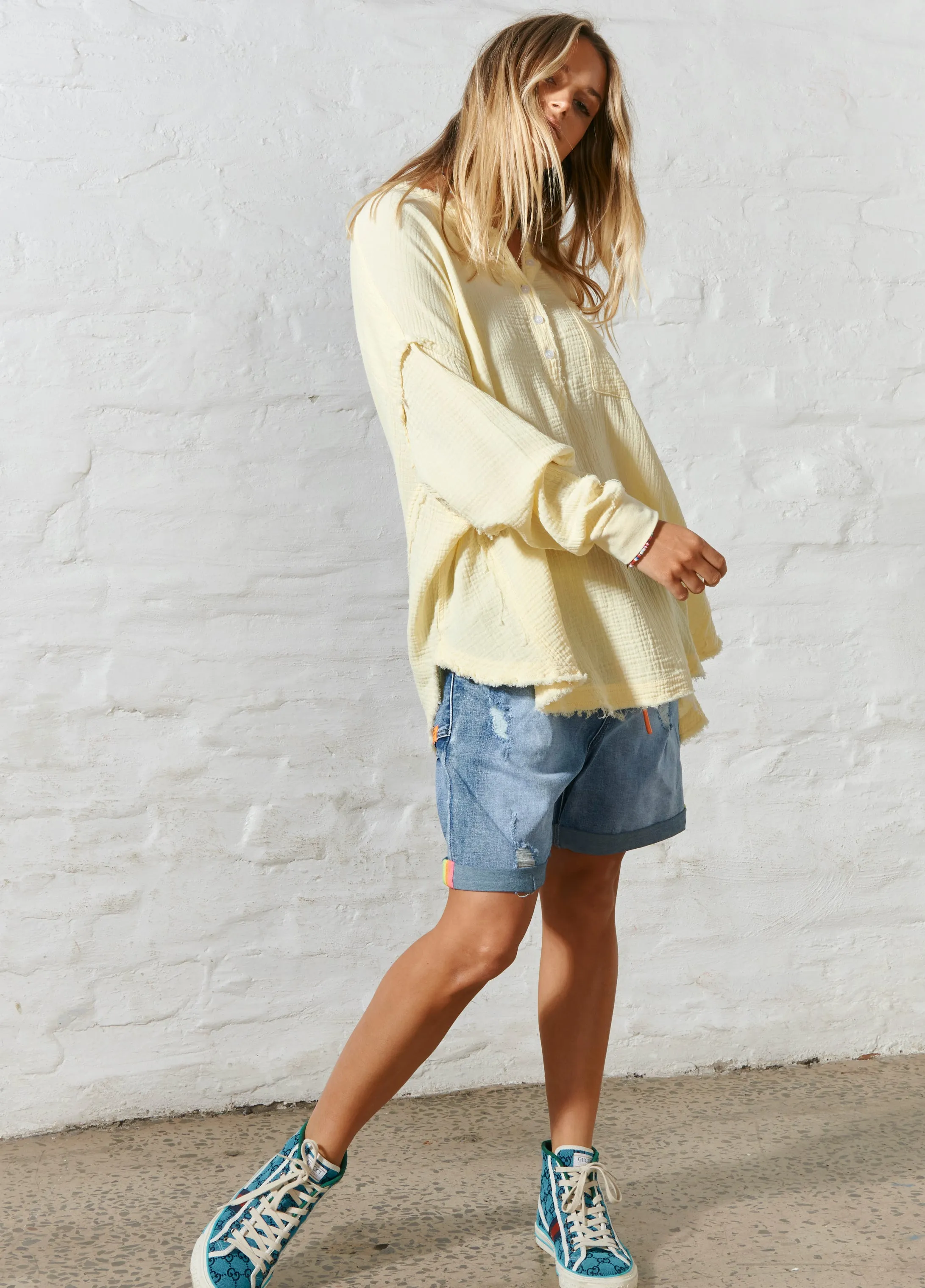 Oversized Beach Shirt in Lemon