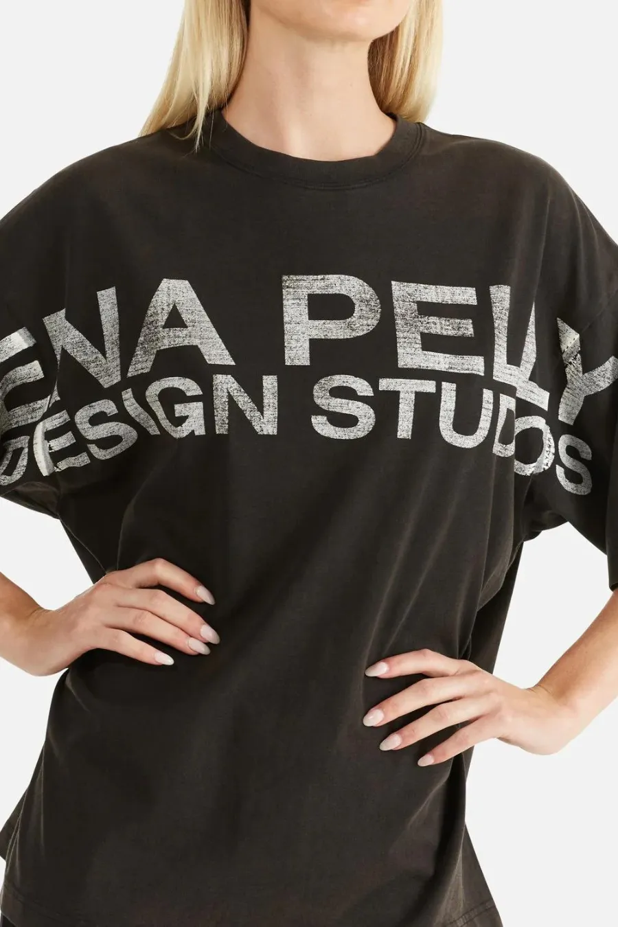 Supersize Logo Tee Vintage Black